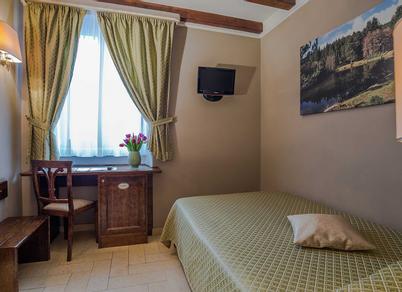 https://booking.hotelincloud.com/show/667921 | Rome | Photos 21