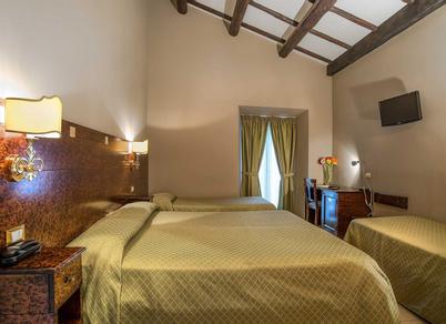 https://booking.hotelincloud.com/show/667921 | Rome | Photos 12
