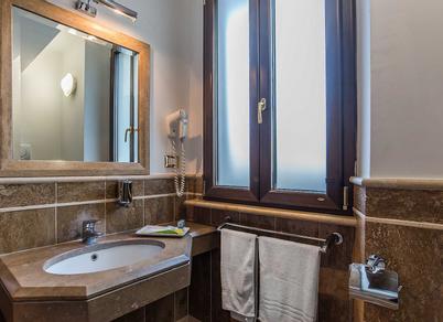 https://booking.hotelincloud.com/show/667921 | Rome | Photos 13